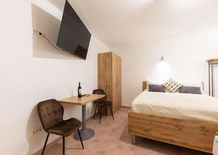 아파트 Gorgeous In