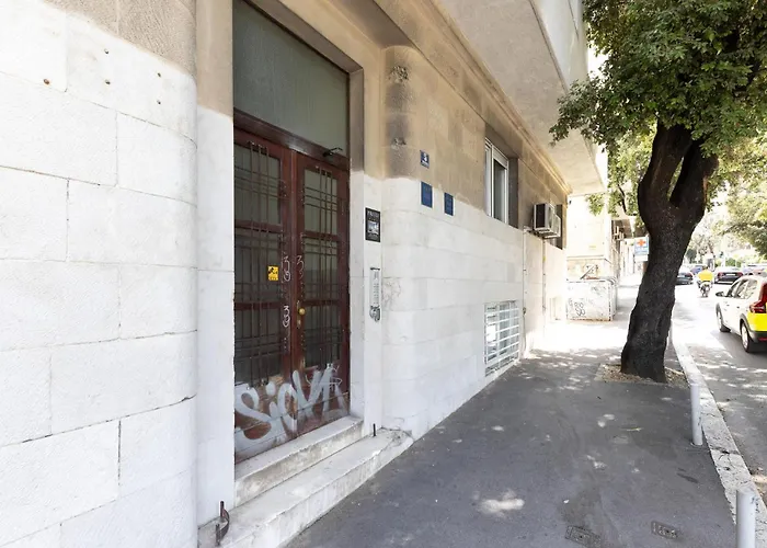 Gorgeous In 아파트 스플리트